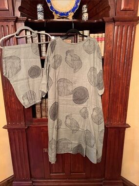 Blanco de Ibiza  by Isabel Tavares   2 piece linen